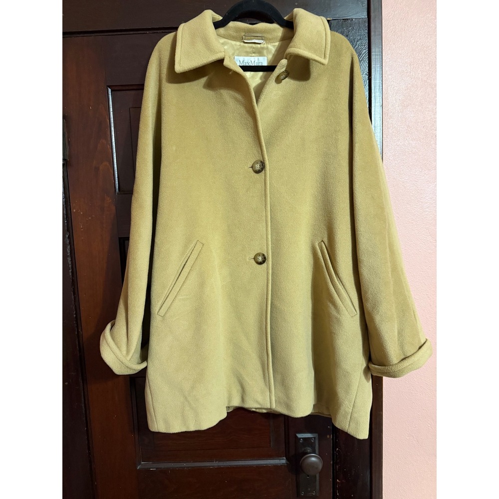 Max Mara Vintage Camel Wool Coat Made in Italy Virgin Wool Tan Mid Length 12